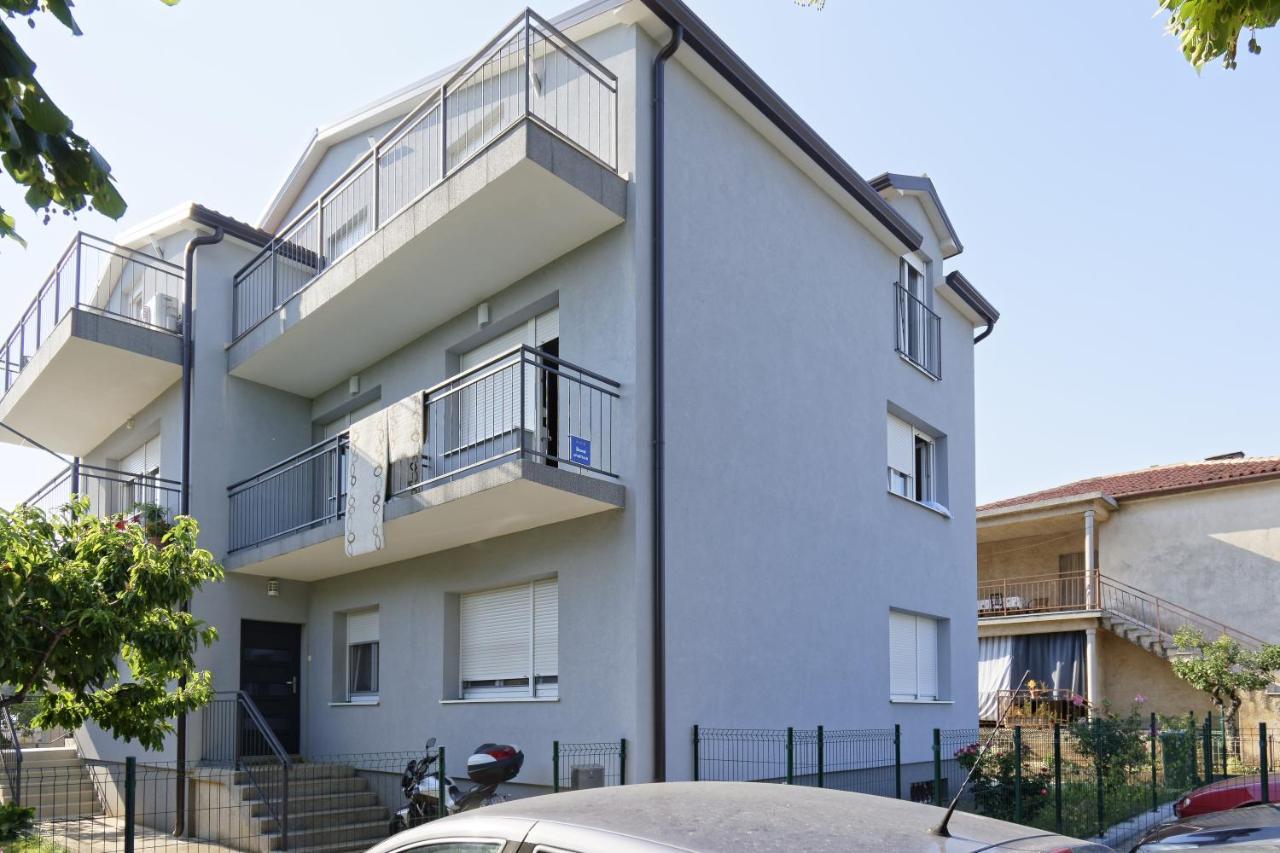 Apartments Goran By Rent Istria Umago Quarto foto